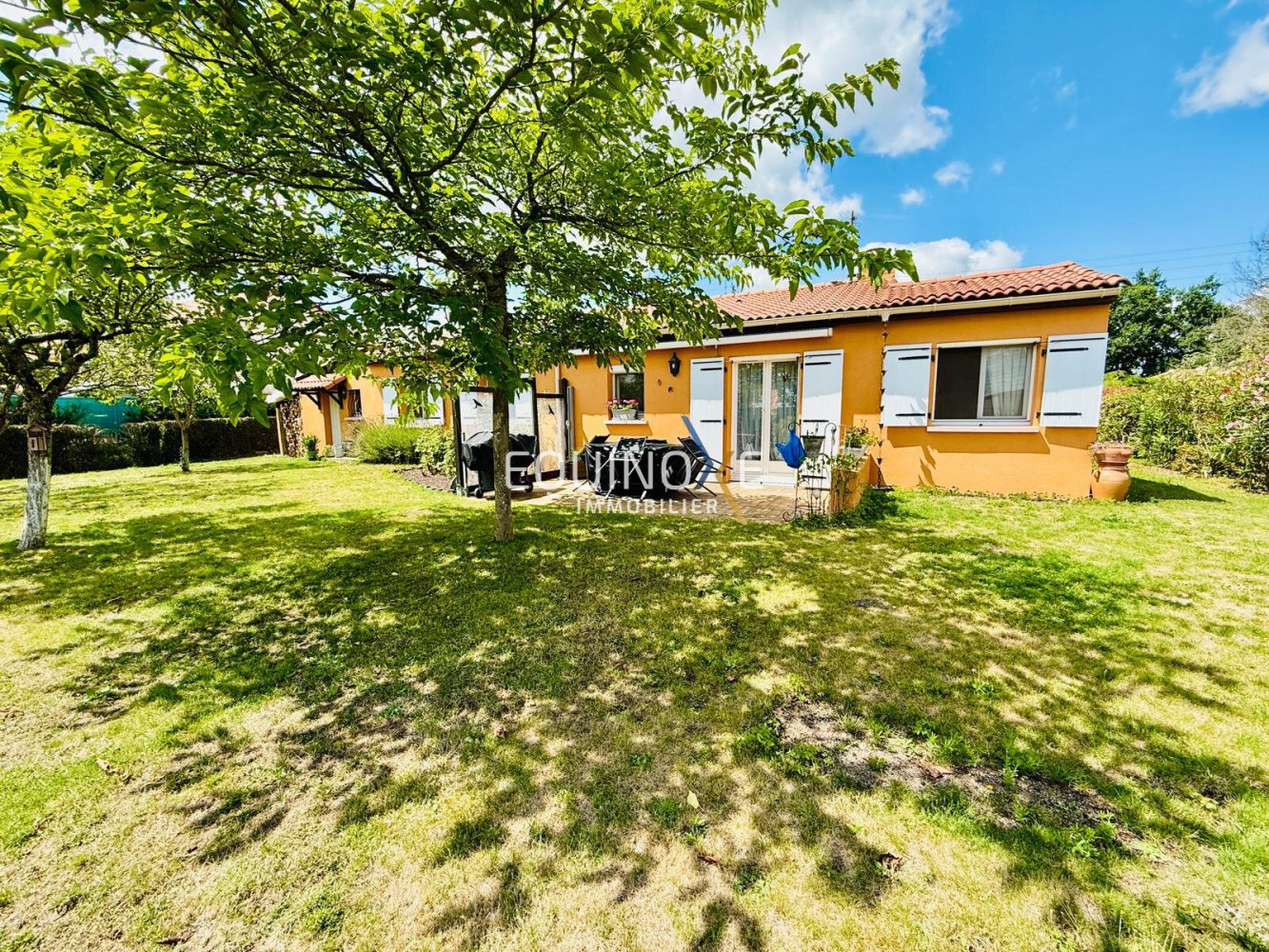 3 bedrooms House in Vallet, France No. 278037