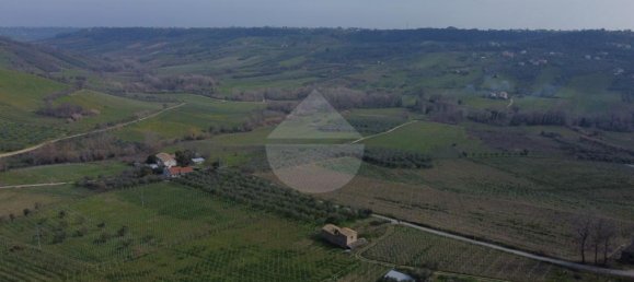 6 rooms House in Frisa, Italy No. 60377 16