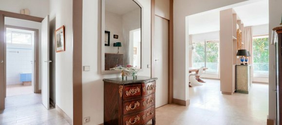 3 bedrooms Castles in Saint-Cloud, France No. 163633 8