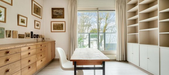 3 bedrooms Castles in Saint-Cloud, France No. 163633 7