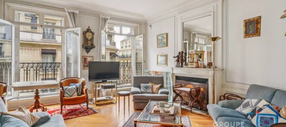 Apartamento de 3 dormitorios en Paris, France No. 326338 4