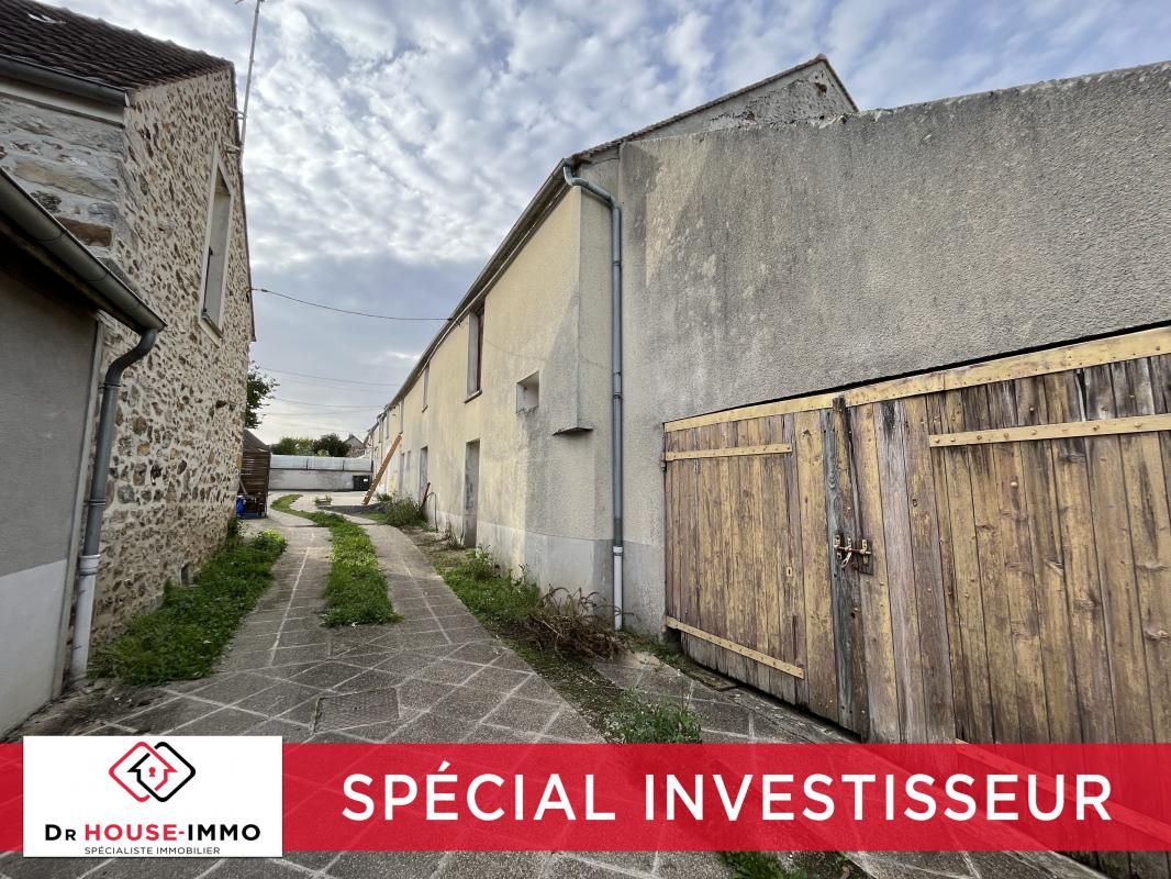 5 bedrooms House in Fontenailles, France No. 127829