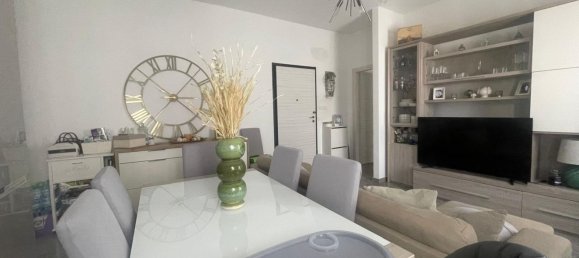 3 rooms Apartment in Vico del Gargano, Italy No. 292000 2