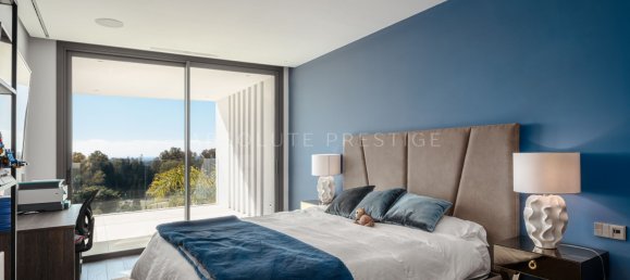 5 bedrooms Villa in Malaga, Spain No. 34037 4