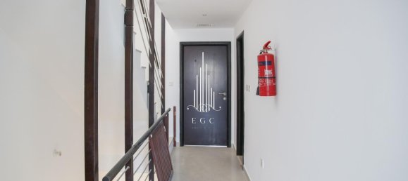 3 chambres Maison de ville à Al Reef, UAE No. 41947 6