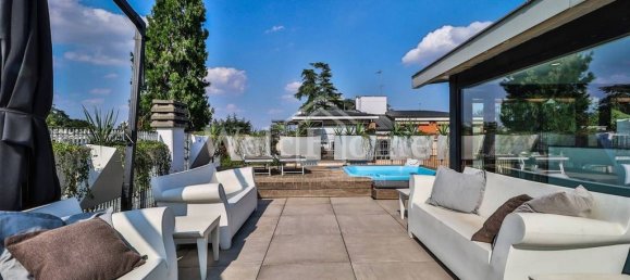 3 Schlafzimmer Penthouse in Bologna, Italy, Nr. 366048 2