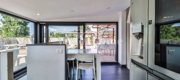 3 Schlafzimmer Penthouse in Bologna, Italy, Nr. 366048 3