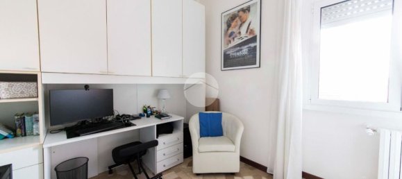 4 rooms Apartment in Cesano Boscone, Italy No. 314149 16