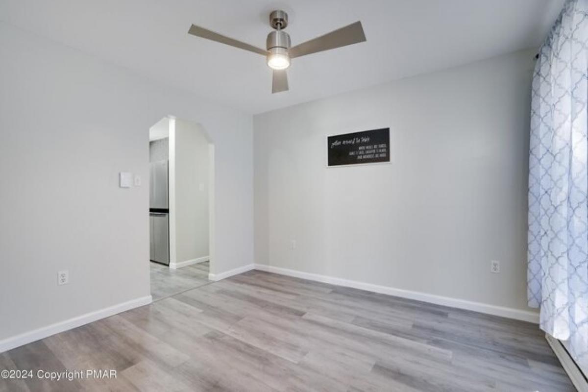 3 bedrooms House in Tobyhanna, USA No. 398165