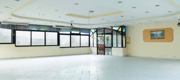 6 bedrooms House in Torre del Greco, Italy No. 324233 2