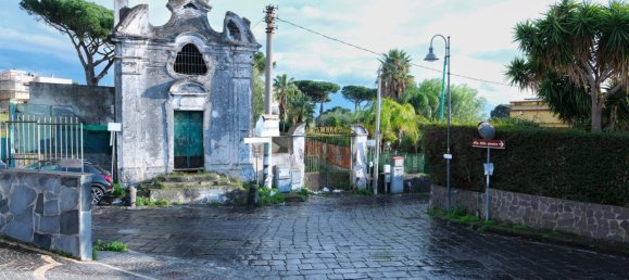 6 bedrooms House in Torre del Greco, Italy No. 324233 24