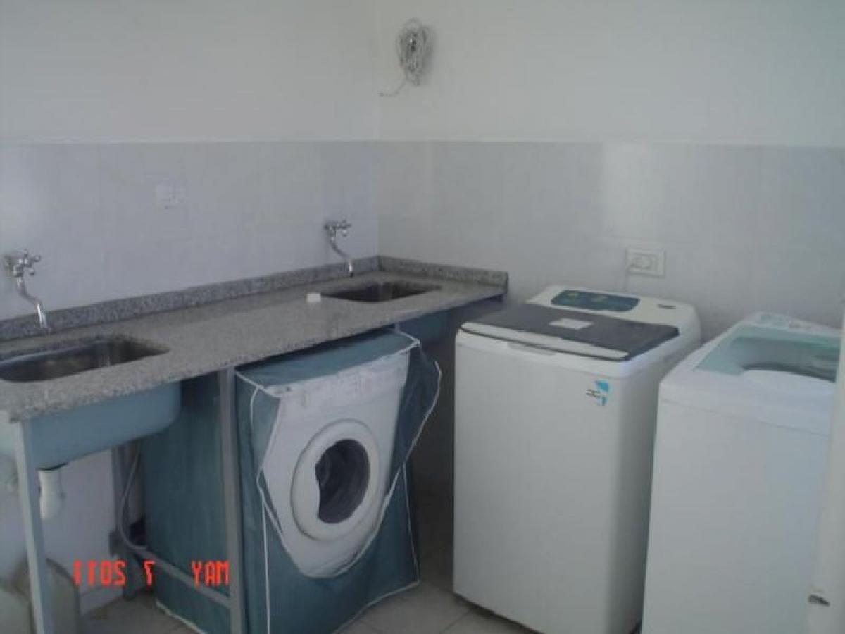 Studio in Bermudez, Argentina No. 52558