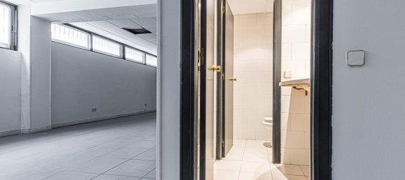 Propriété commerciale à Madrid, Spain 176m² No. 116740 4