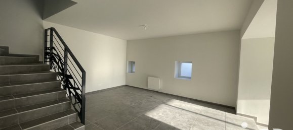 3 bedrooms House in Fleigneux, France No. 210941 5