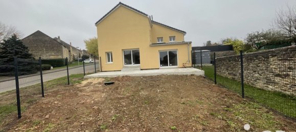 3 bedrooms House in Fleigneux, France No. 210941 9