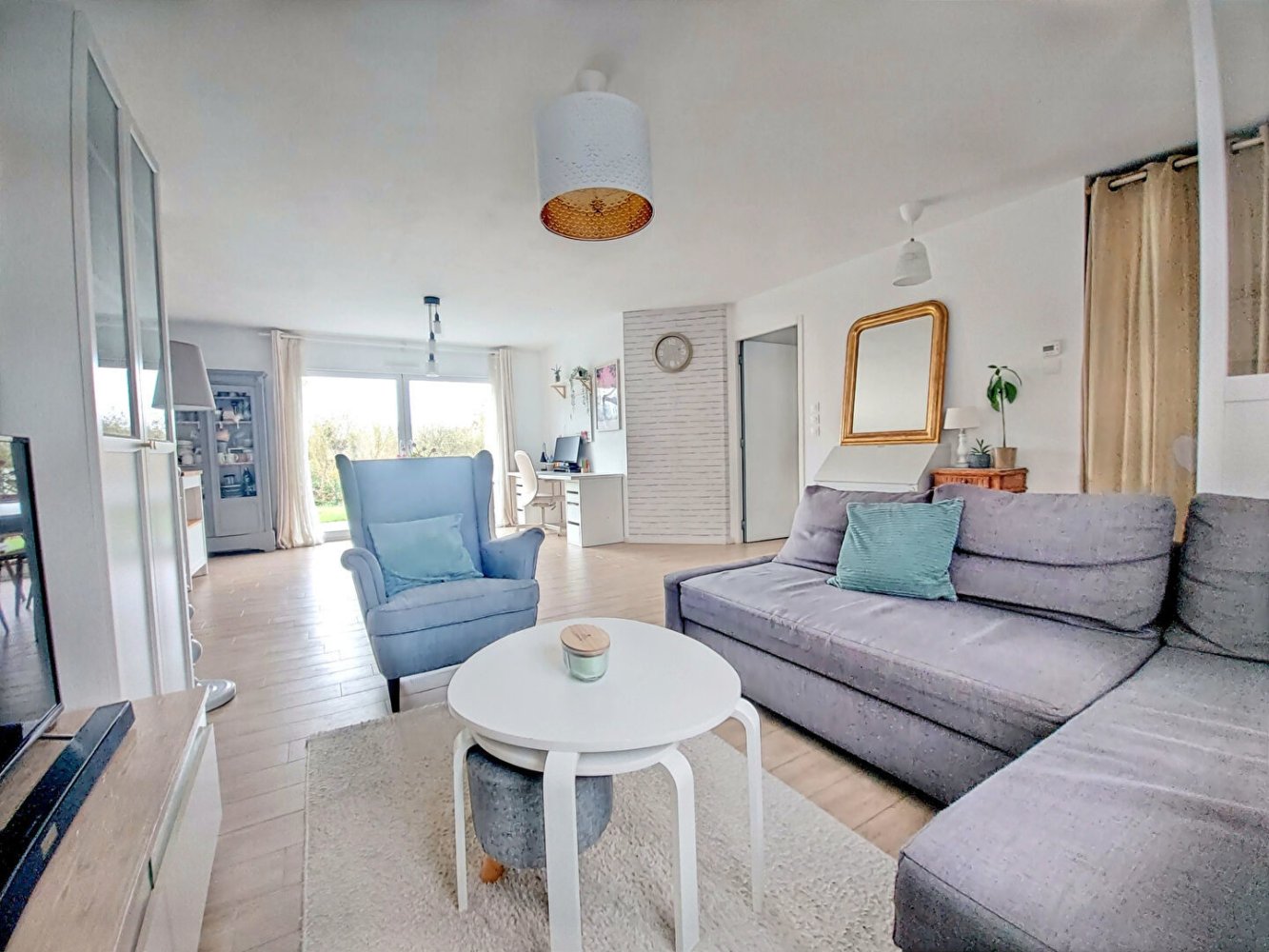 Дом с 3 спальнями в Ле Лору-Боттеро, Франция № 99387