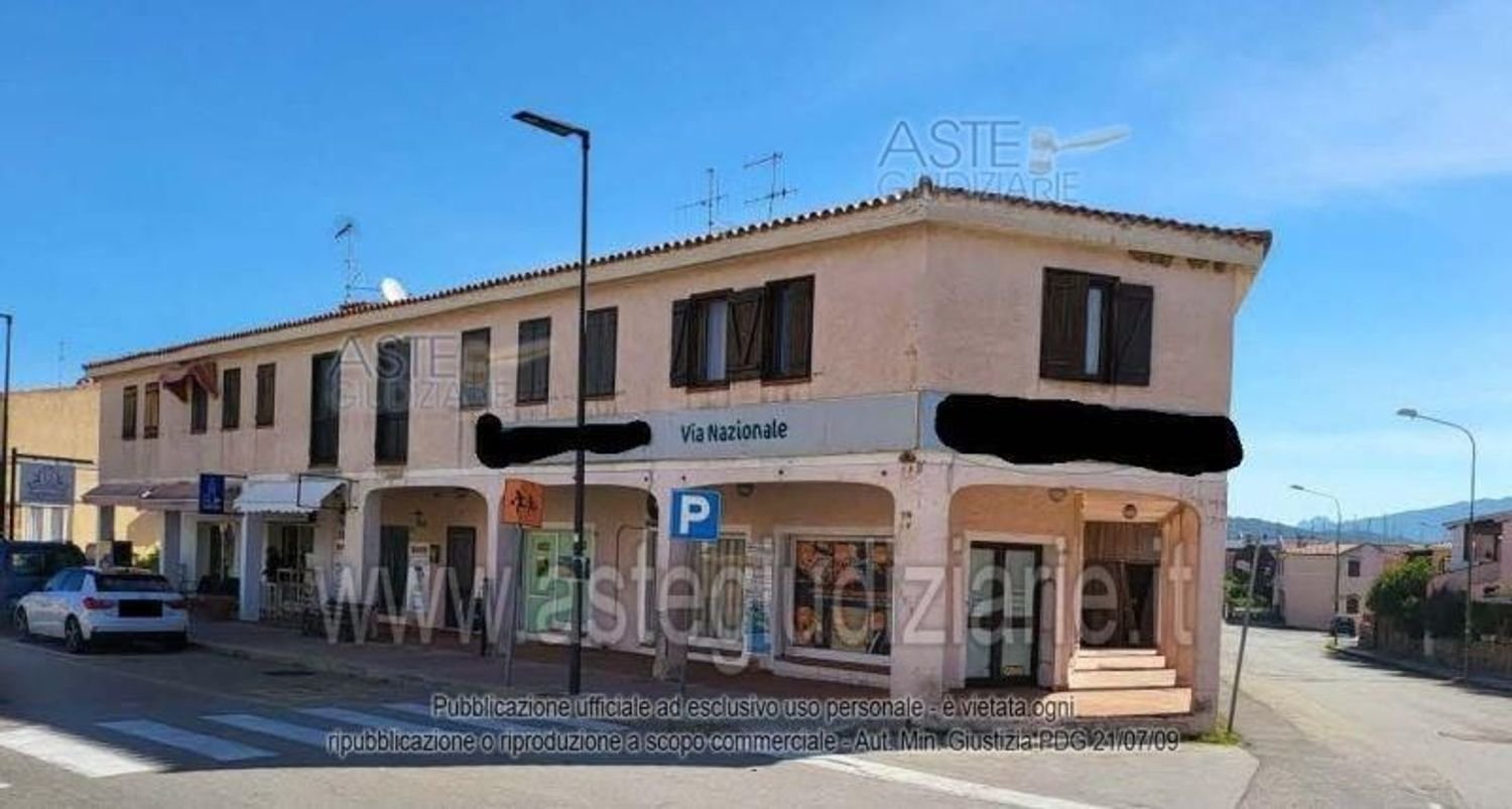  عقار تجاري في Arzachena, Italy 407متر مربع رقم 140820