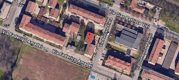 3 rooms Apartment in Mantua, Italy No. 298741 2