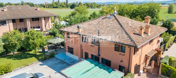 Квартира с 3 комнатами в Кастеназо, Италия № 275841 35