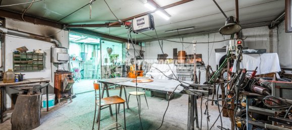 Квартира с 3 комнатами в Кастеназо, Италия № 275841 19