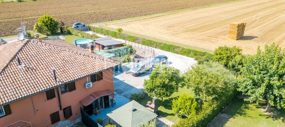 Квартира с 3 комнатами в Кастеназо, Италия № 275841 41