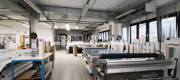 1602m² Building in Pinneberg, Germany No. 28280 18