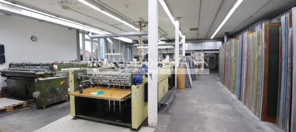 1602m² Building in Pinneberg, Germany No. 28280 16