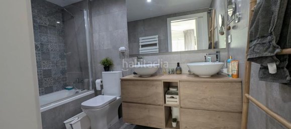 3 bedrooms Apartment in Sant Boi de Llobregat, Spain No. 173357 9