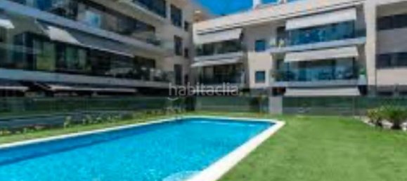 3 bedrooms Apartment in Sant Boi de Llobregat, Spain No. 173357 4