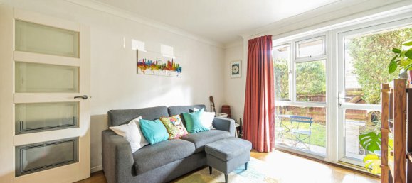 2 bedrooms Apartment in London, United Kingdom No. 7716 2