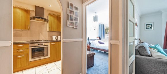 2 bedrooms Apartment in London, United Kingdom No. 7716 15