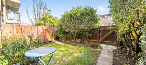 2 bedrooms Apartment in London, United Kingdom No. 7716 4