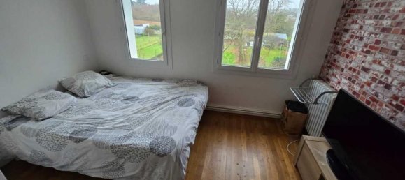 3 bedrooms House in Chatellerault, France No. 192529 4