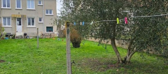 3 bedrooms House in Chatellerault, France No. 192529 9