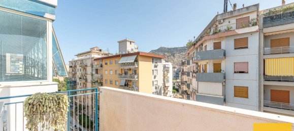 Apartamento de 3 dormitorios en Palermo, Italy No. 328614 47