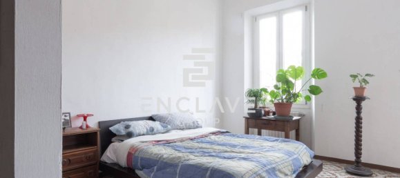 2 bedrooms Apartment in Florence, Italy No. 310313 3