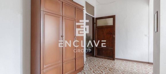2 bedrooms Apartment in Florence, Italy No. 310313 9