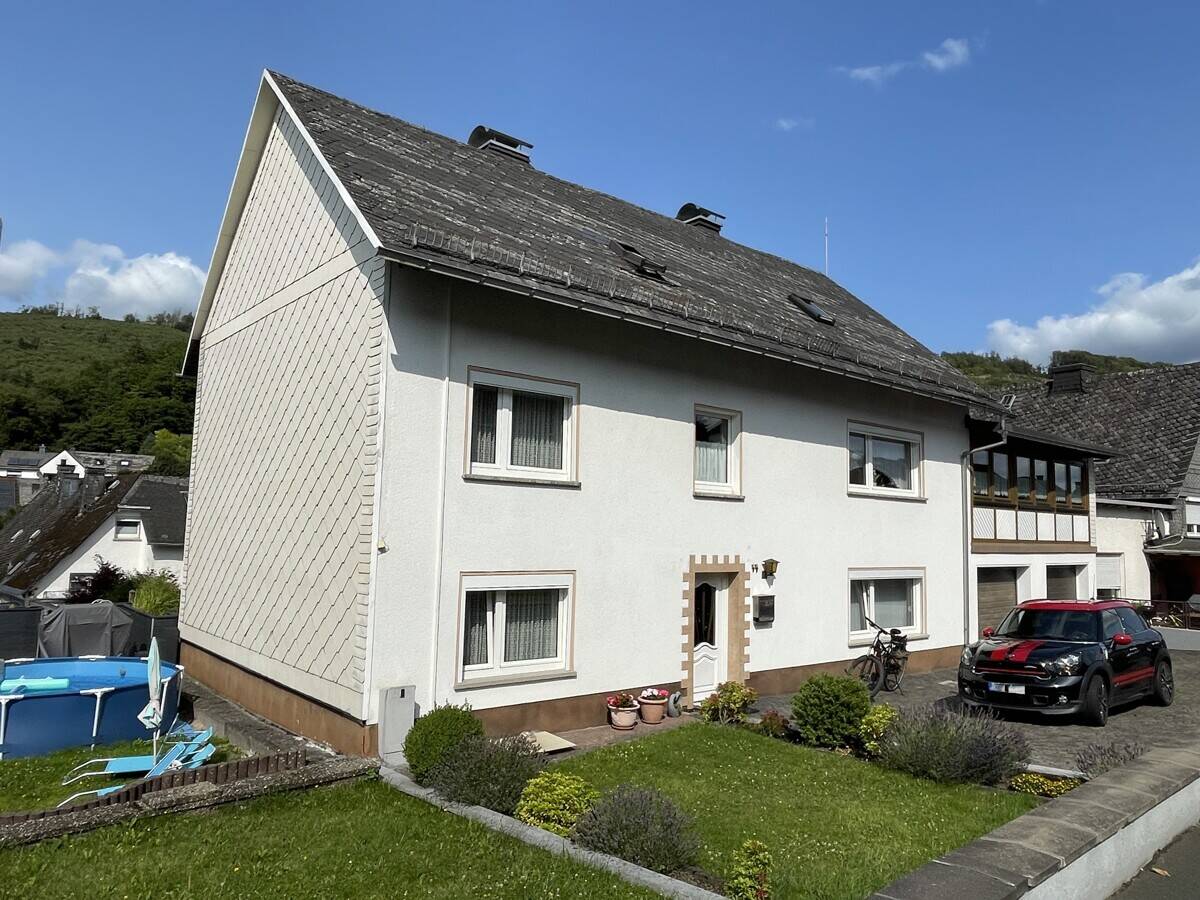 5 rooms House in Lahn-Dill, Germany No. 272432