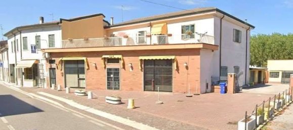 5-salle Propriété commerciale à Albaredo d'Adige, Italy No. 272999 2