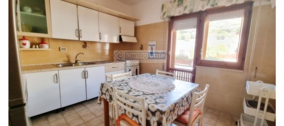 Apartamento de 4 dormitorios en Gaeta, Italy No. 337030 10