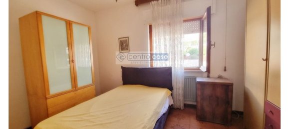 Apartamento de 4 dormitorios en Gaeta, Italy No. 337030 15