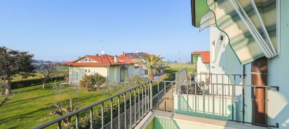 4 rooms Duplex in Riccione, Italy No. 11311 23