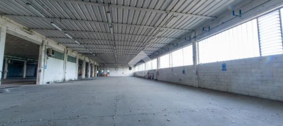 Almacén de 9 habitaciónes en San Giorgio Monferrato, Italy No. 287973 16