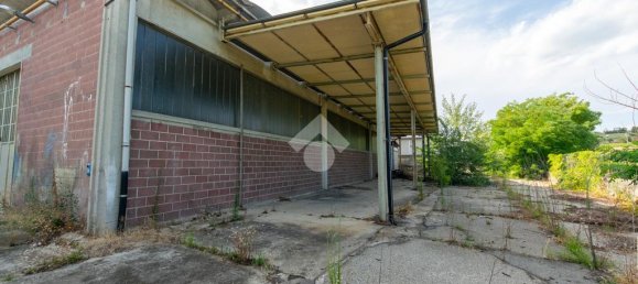 Almacén de 9 habitaciónes en San Giorgio Monferrato, Italy No. 287973 9