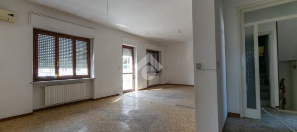 Almacén de 9 habitaciónes en San Giorgio Monferrato, Italy No. 287973 20