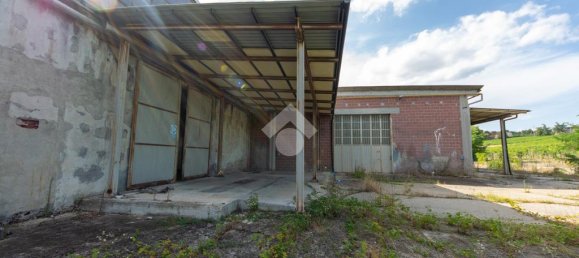 Almacén de 9 habitaciónes en San Giorgio Monferrato, Italy No. 287973 11