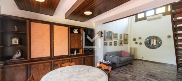 3 bedrooms Apartment in Milan, Italy No. 357791 4