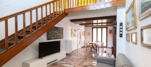 3 bedrooms Apartment in Milan, Italy No. 357791 2