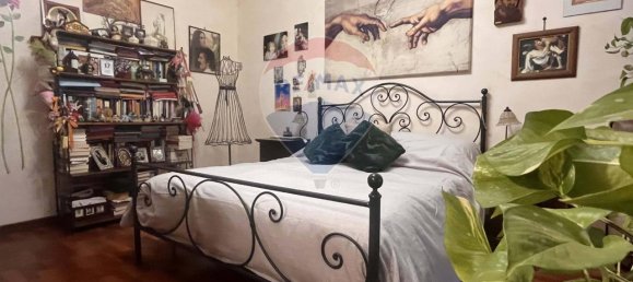 5 rooms Apartment in Rome, Italy No. 136219 7