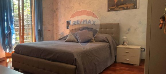 5 rooms Apartment in Rome, Italy No. 136219 5
